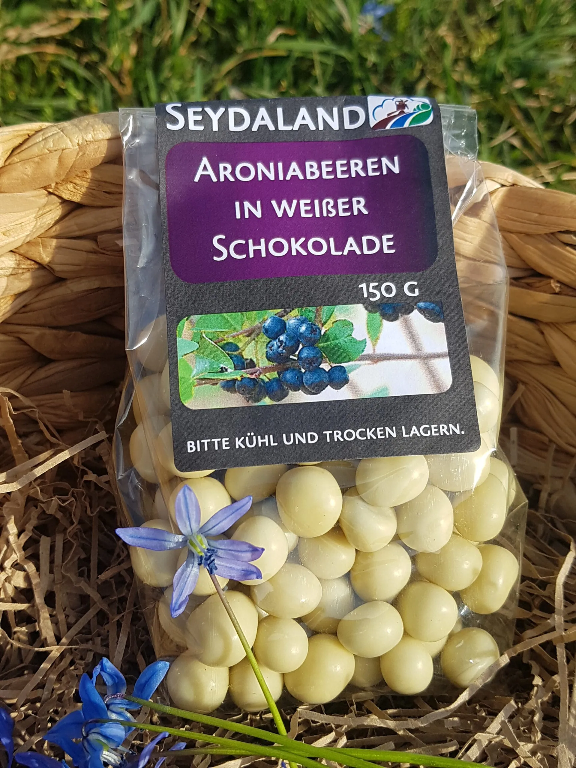 Seydaland-Aroniabeeren-in-weisser-Schokoladen-150gf6mcgZV22hWjz-1